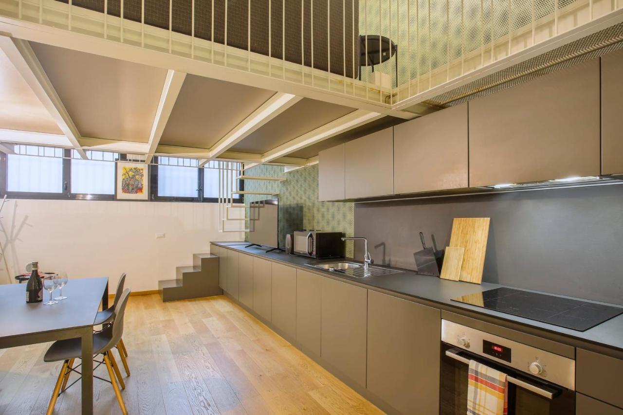 Modern Loft In Porta Venezia - Hosted By Sweetstay Мілан Екстер'єр фото