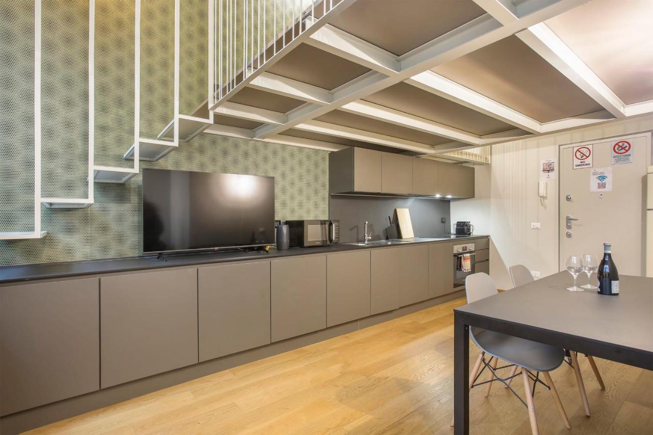 Modern Loft In Porta Venezia - Hosted By Sweetstay Мілан Екстер'єр фото